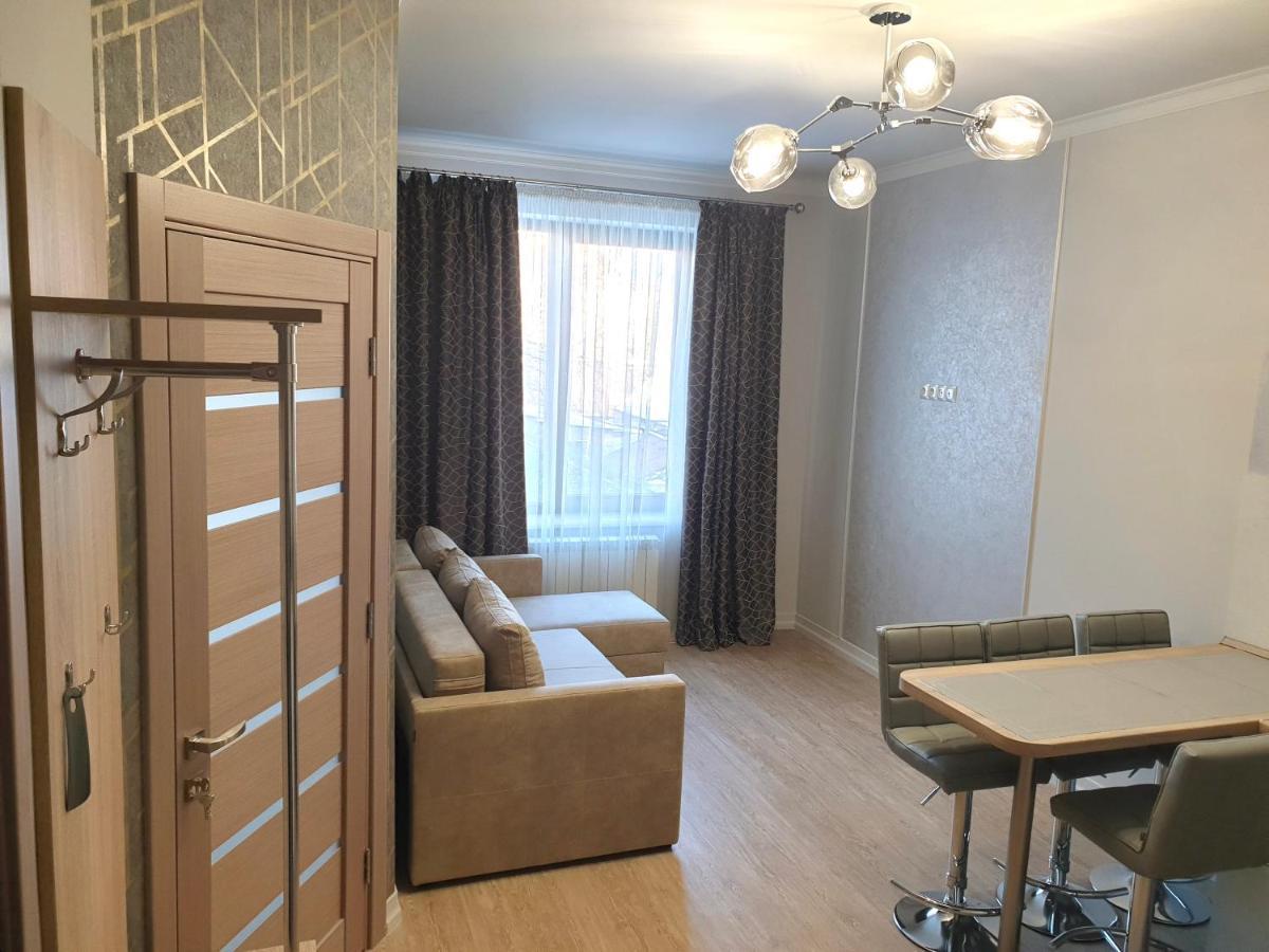 Apartment Sweethome 1 Free Parking Użhorod Zewnętrze zdjęcie
