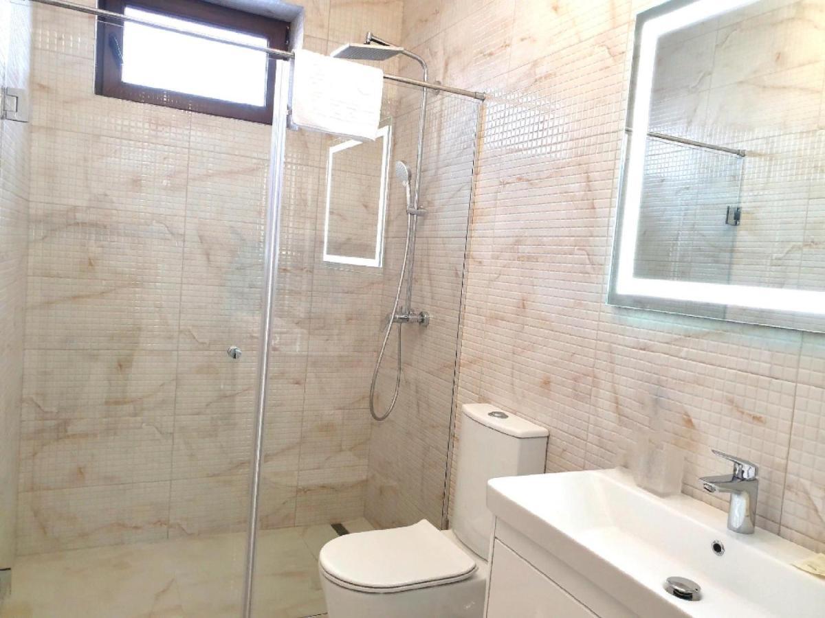 Apartment Sweethome 1 Free Parking Użhorod Zewnętrze zdjęcie